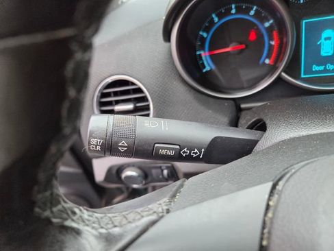 Used 2014 Chevrolet Cruze LT image 23