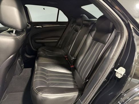 Used 2020 Chrysler 300 S AWD/4WD image 26