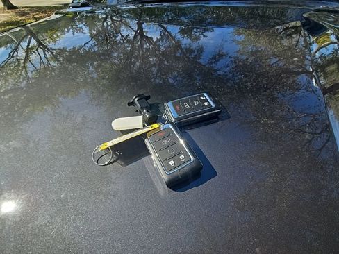 Used 2024 Jeep Grand Cherokee Altitude image 34