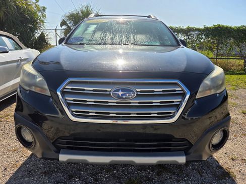 Used 2017 Subaru Outback 2.5i Limited AWD/4WD image 3