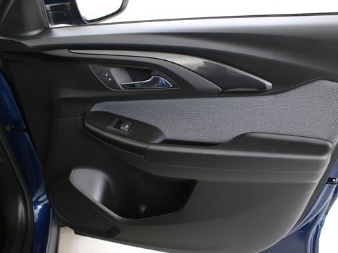 Used 2023 Chevrolet TrailBlazer LT w/ Convenience Package image 45