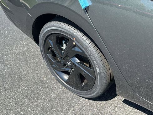 New 2026 Hyundai Elantra SEL Sport Premium FWD image 4