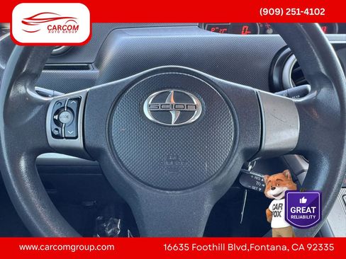 Used 2014 Scion xB FWD image 28