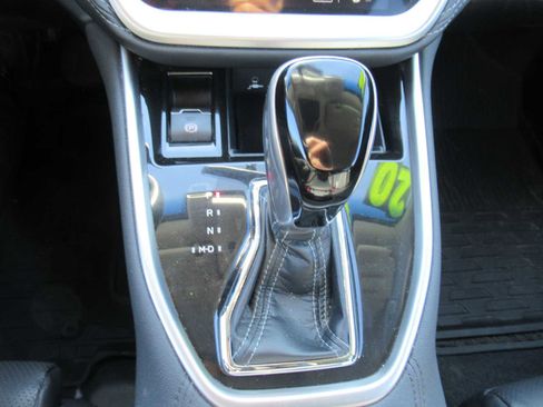 Used 2020 Subaru Outback Limited image 28