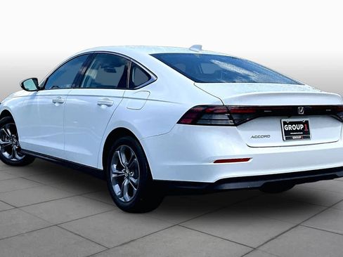 Used 2024 Honda Accord EX image 11