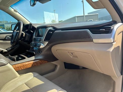 Used 2020 Chevrolet Tahoe Premier RWD image 17