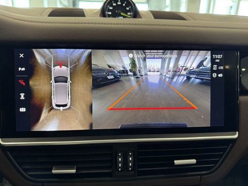 Used 2023 Porsche Cayenne image 35