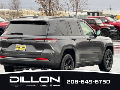 New 2026 Jeep Grand Cherokee Altitude