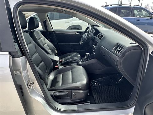 Used 2014 Volkswagen Jetta TDI FWD image 27