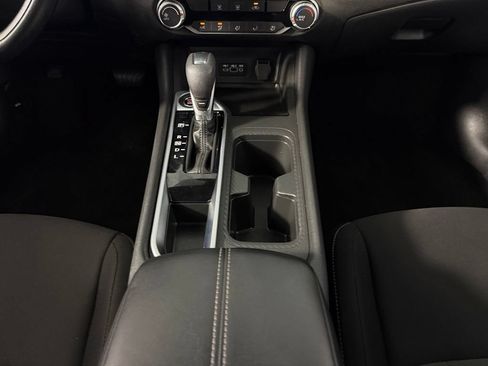 Used 2025 Nissan Sentra SV FWD image 17