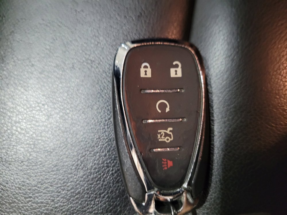 Used 2022 Chevrolet Malibu LT w/ Leather Package FWD image 32