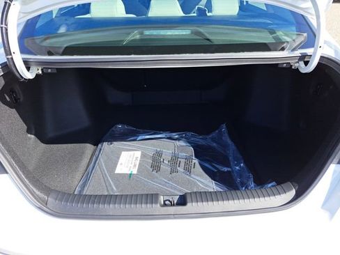 New 2025 Honda Accord SE image 25