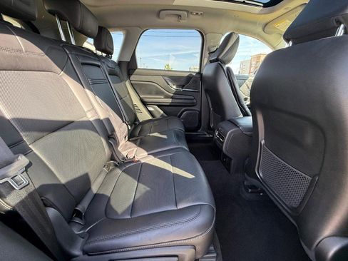 Certified 2022 Lincoln Corsair Reserve w/ Equipment Group 201A image 11