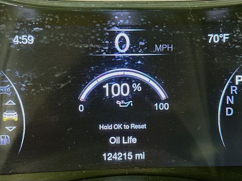 Used 2017 Jeep Grand Cherokee Limited w/ Luxury Group II image 19