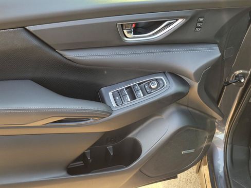 New 2026 Subaru Ascent Limited AWD/4WD image 4