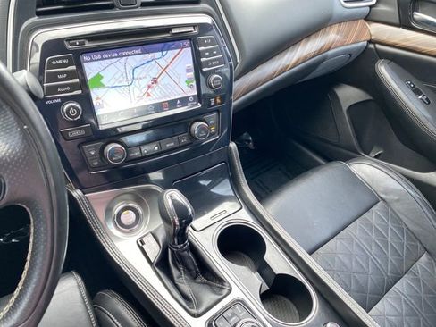 Used 2018 Nissan Maxima Platinum image 18