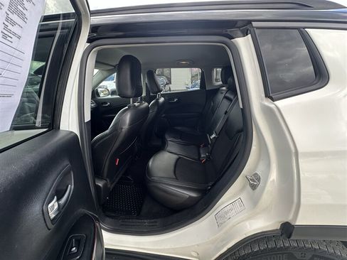 Used 2020 Jeep Compass Trailhawk AWD/4WD image 9