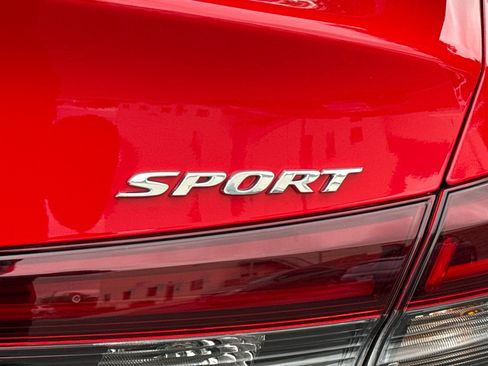 Used 2025 Honda Civic Sport image 36
