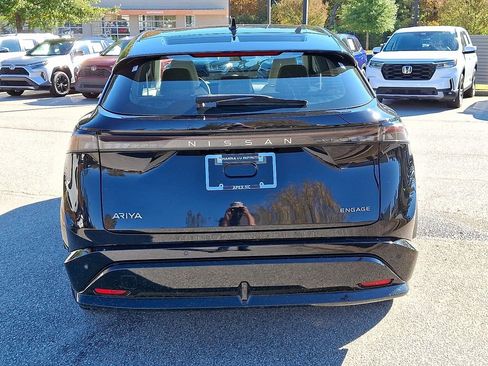 Used 2023 Nissan Ariya ENGAGE image 5