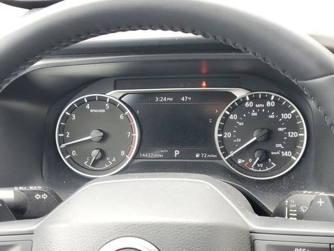 Used 2025 Nissan Rogue SV AWD/4WD image 28