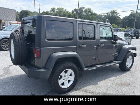 Used 2018 Jeep Wrangler Unlimited Sport S AWD/4WD image 7