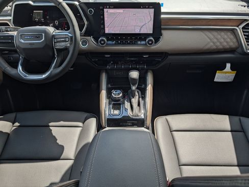 New 2026 GMC Canyon Denali AWD/4WD image 7