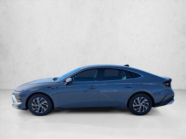 New 2026 Hyundai Sonata Blue FWD image 8