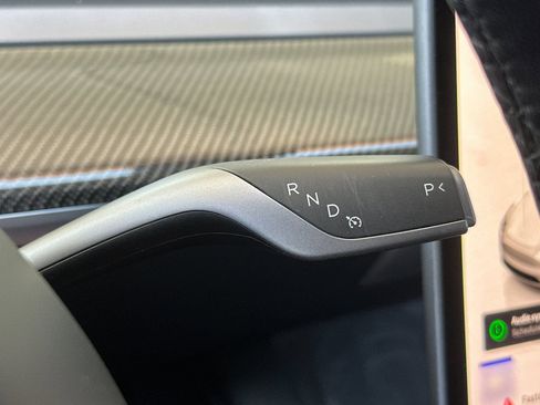 Used 2022 Tesla Model Y Performance AWD/4WD image 22