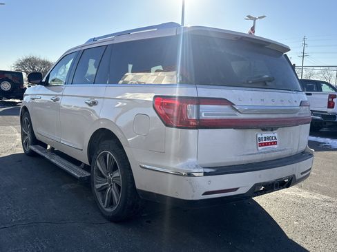 Used 2019 Lincoln Navigator Reserve image 6