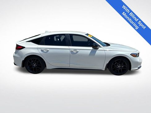 Used 2025 Honda Civic Sport image 2