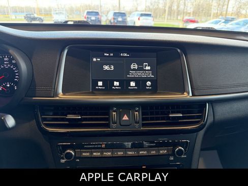 Used 2018 Kia Optima LX image 16