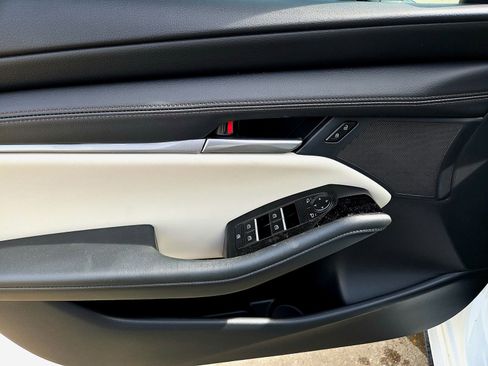 New 2026 MAZDA MAZDA3 2.5 S Sedan w/ Preferred Pkg image 19