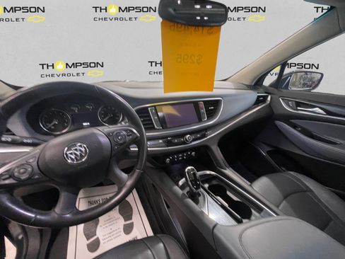 Used 2019 Buick Enclave Essence AWD/4WD image 11