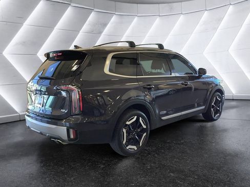 Used 2025 Kia Telluride EX image 4