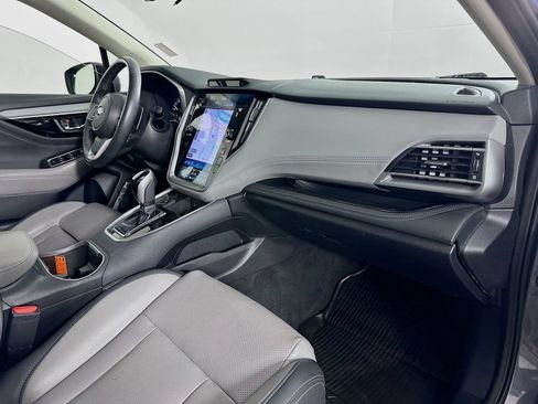 Used 2022 Subaru Outback Limited w/ Popular Package #2 AWD/4WD image 32