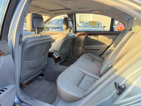 Used 2009 Mercedes-Benz S 550 image 11