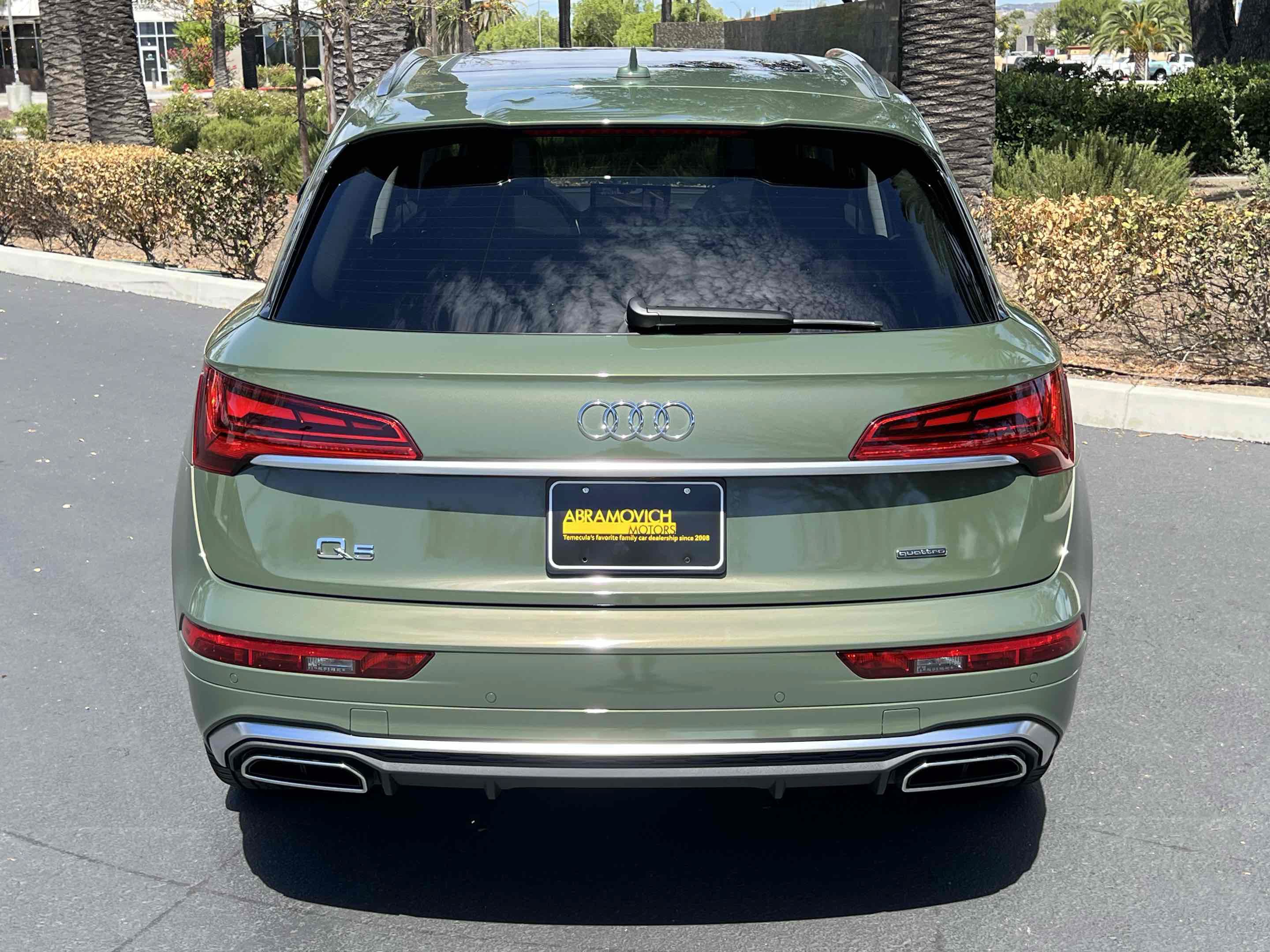 Used 2023 Audi Q5 2.0T Premium Plus w/ Premium Plus Package AWD/4WD image 18