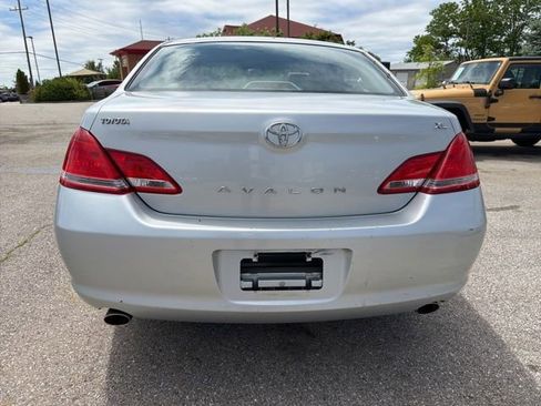 Used 2007 Toyota Avalon FWD image 5