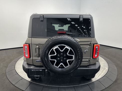 Used 2025 Ford Bronco Outer Banks AWD/4WD image 6