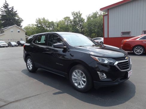 Used 2019 Chevrolet Equinox LS FWD image 5