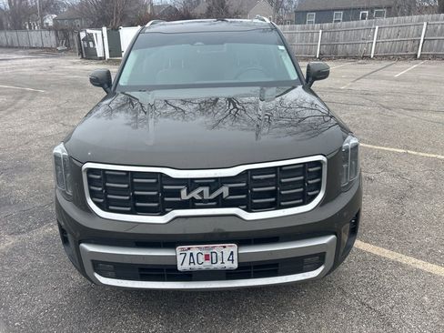 Used 2023 Kia Telluride SX image 3