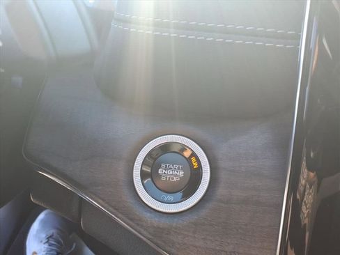 New 2025 Jeep Grand Cherokee L Overland w/ Trailer Tow Package image 16