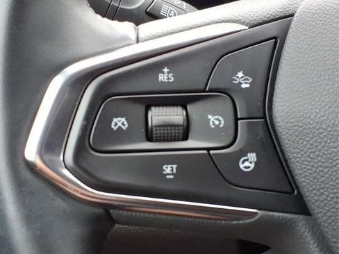 Used 2025 Chevrolet Trax ACTIV w/ Driver Confidence Package FWD image 27