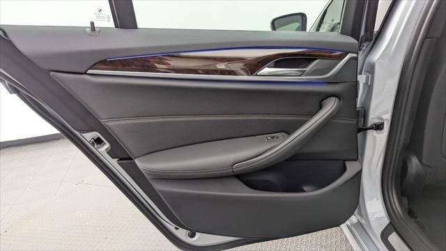 Used 2019 BMW 530e w/ Convenience Package RWD image 14