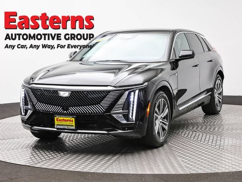 Used 2025 Cadillac Lyriq Luxury AWD/4WD image 1