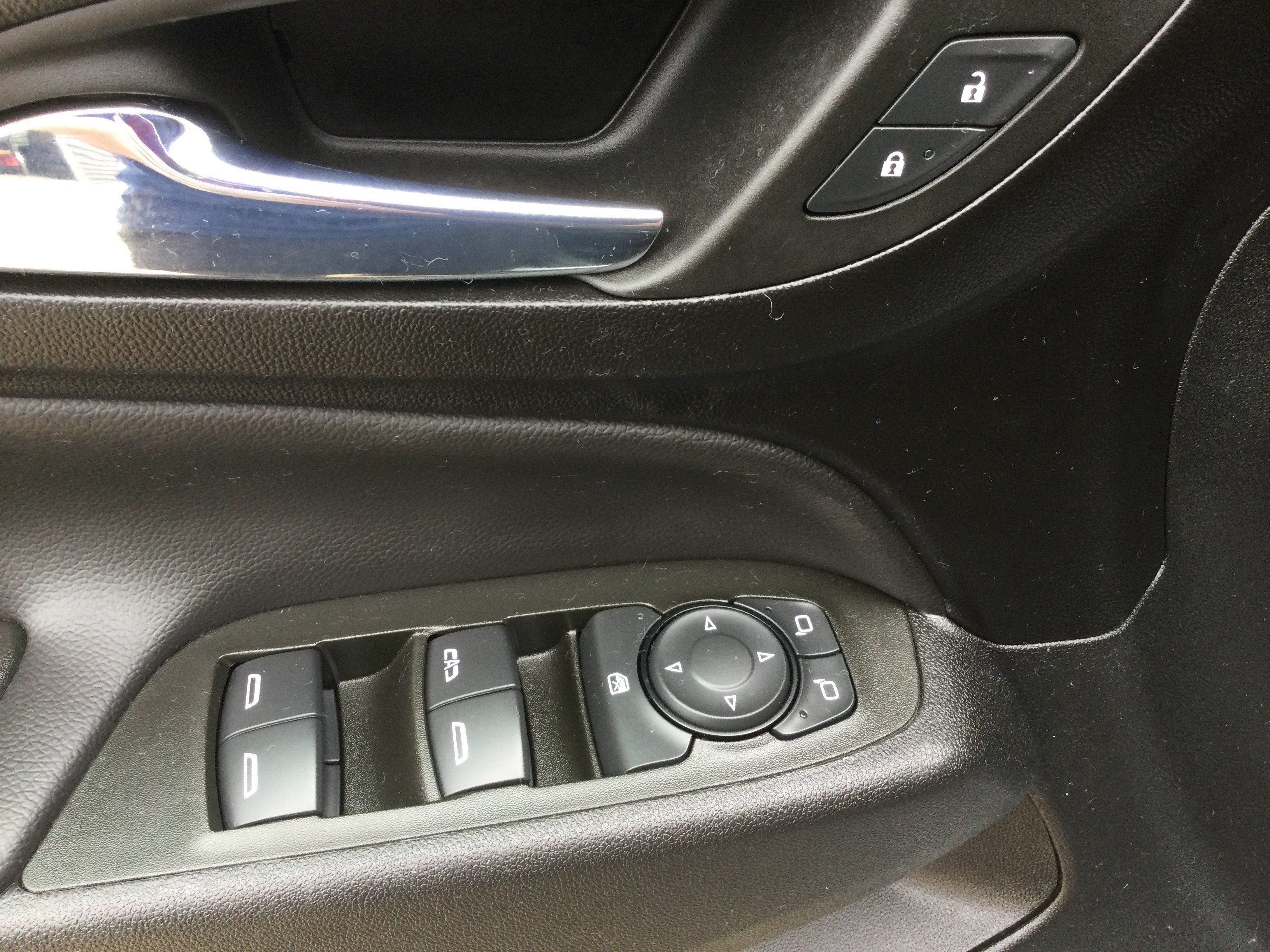Used 2024 Chevrolet Equinox LT FWD image 10