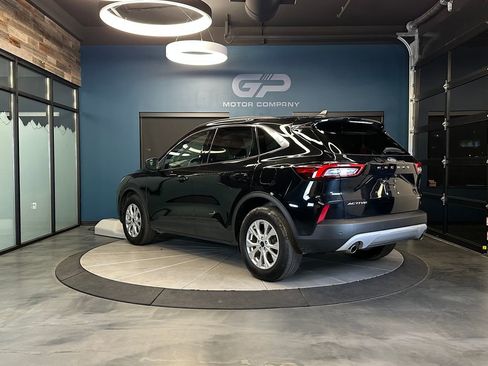 Used 2023 Ford Escape Active w/ Tech Pack #2 AWD/4WD image 5