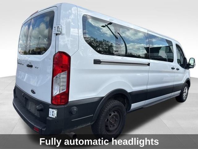 Used 2024 Ford Transit 350 XLT RWD image 4