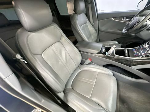 Used 2019 Lincoln Nautilus Reserve AWD/4WD image 27