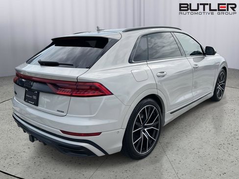 Used 2023 Audi Q8 Prestige w/ Prestige Package AWD/4WD image 5